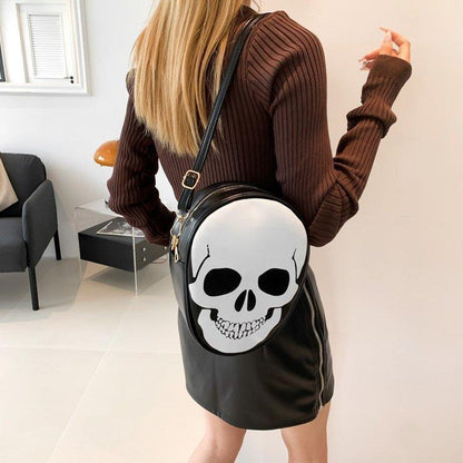 Halloween Skull Shoulder Bag: A Quirky Messenger Bag for Kids and Couples, Perfect for Outdoor Activities and Carrying Small Phones for Women.