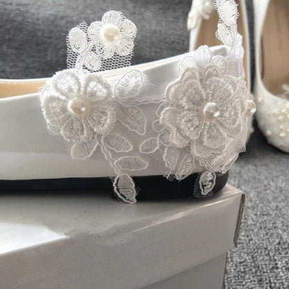 Bridal shoes With lace & Low Kitty Heel