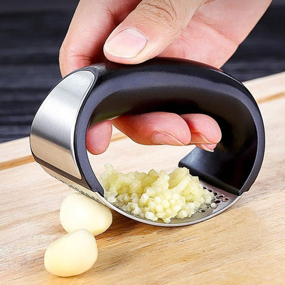 Vegetables Tools Garlic Press Stainless Steel Manual Mincer Chopping Garlic Curve Fruit