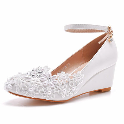 Bridal Wedge Shoe With White Round Toe Flower Detailed With Strap