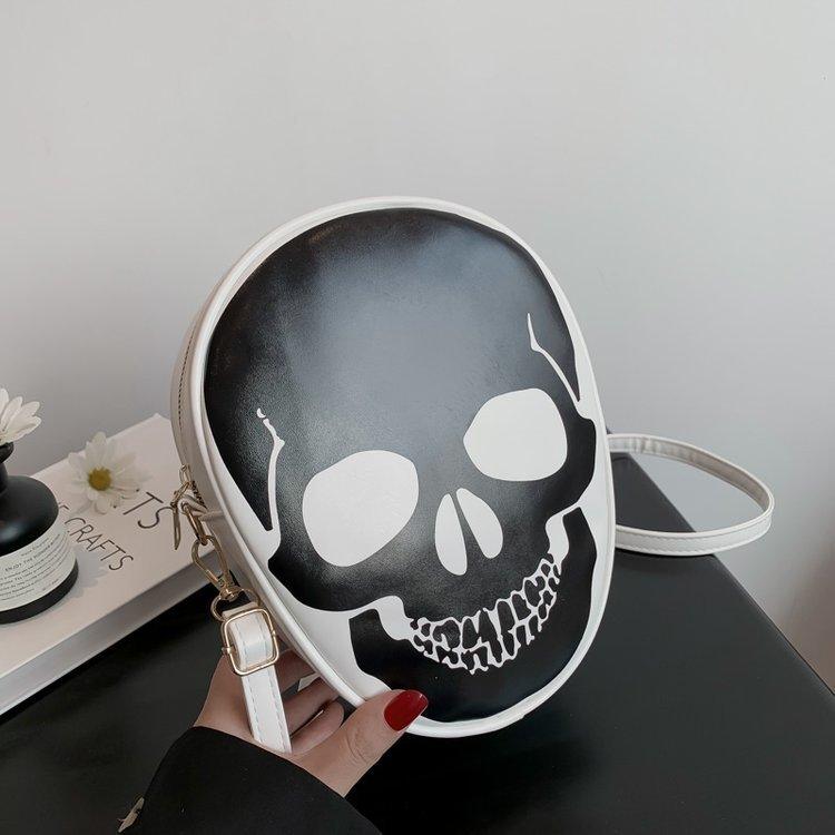 Halloween Skull Shoulder Bag: A Quirky Messenger Bag for Kids and Couples, Perfect for Outdoor Activities and Carrying Small Phones for Women.