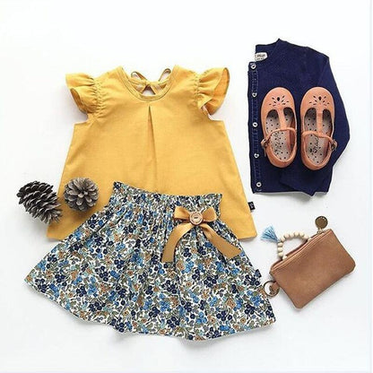 Girls' Little Flying Sleeve Top + Bowknot Floral Short Skirt Outfit Set