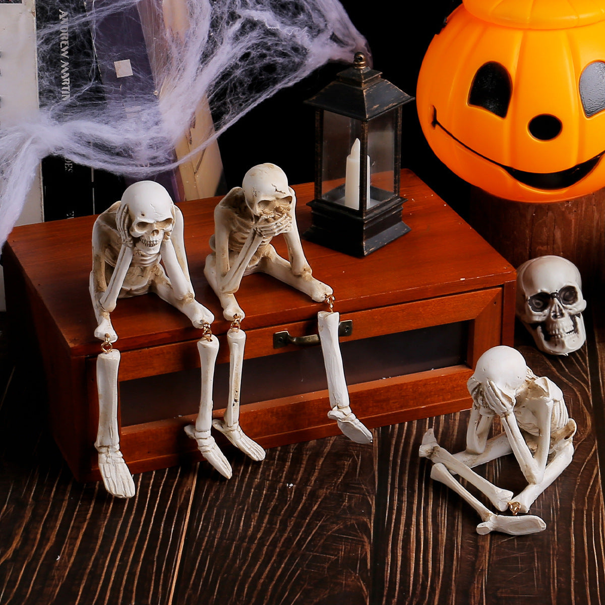 Halloween Decorations-Skull Resin Ghost Festival Atmosphere