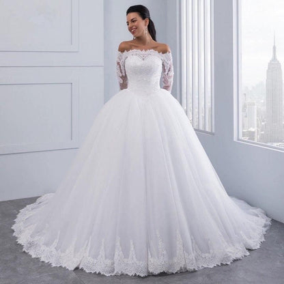 Stunning Princess Bridal Lace Large Tail Wedding Dress