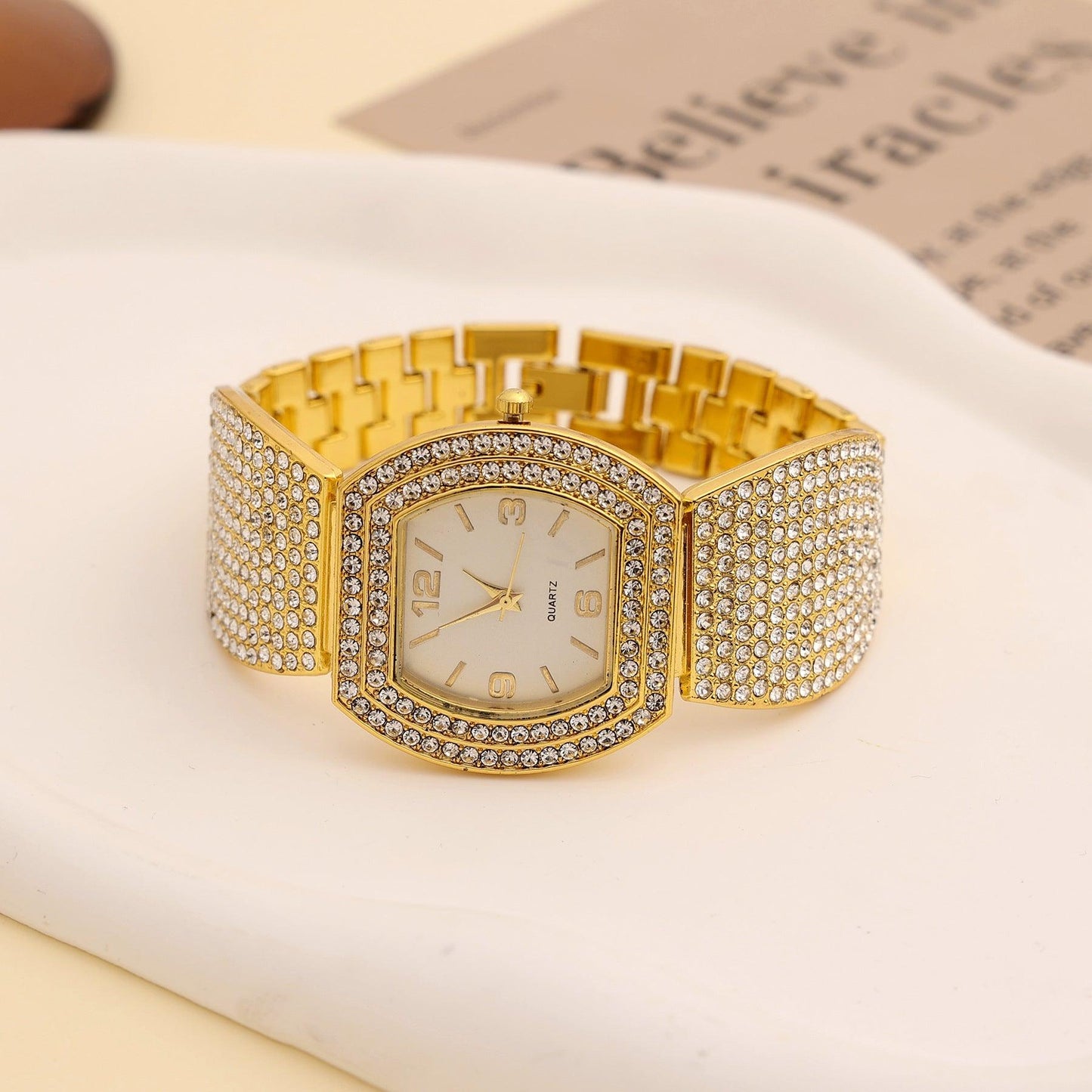 Quartz Watch Full Diamond Glamourous Steel Belt - Ladies