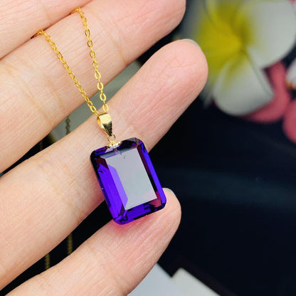 Beautiful Purple Amethyst Pendant - 18K Gold