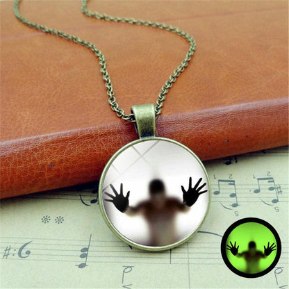 Round Luminous Necklace Halloween Personality Clavicle Pendant Vintage Sweater Chain Fashion Jewelry Accessories